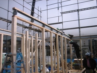 田中邸ビーム2.jpg